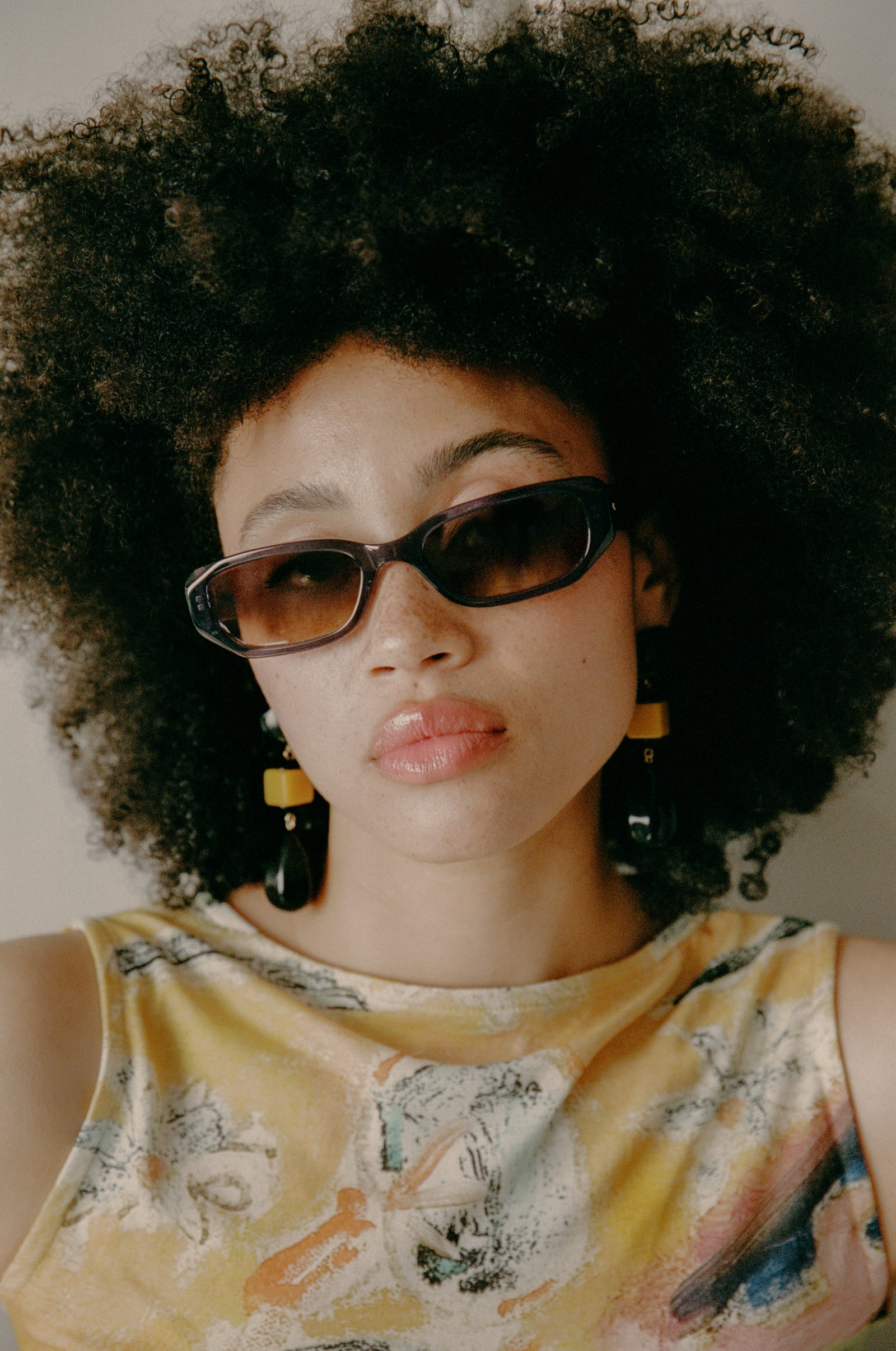 Kimeze - Oré square-frame acetate sunglasses KIMEZE Ore Blue Acetate Rectangle Sunglasses | Neiman Marcus main image 3