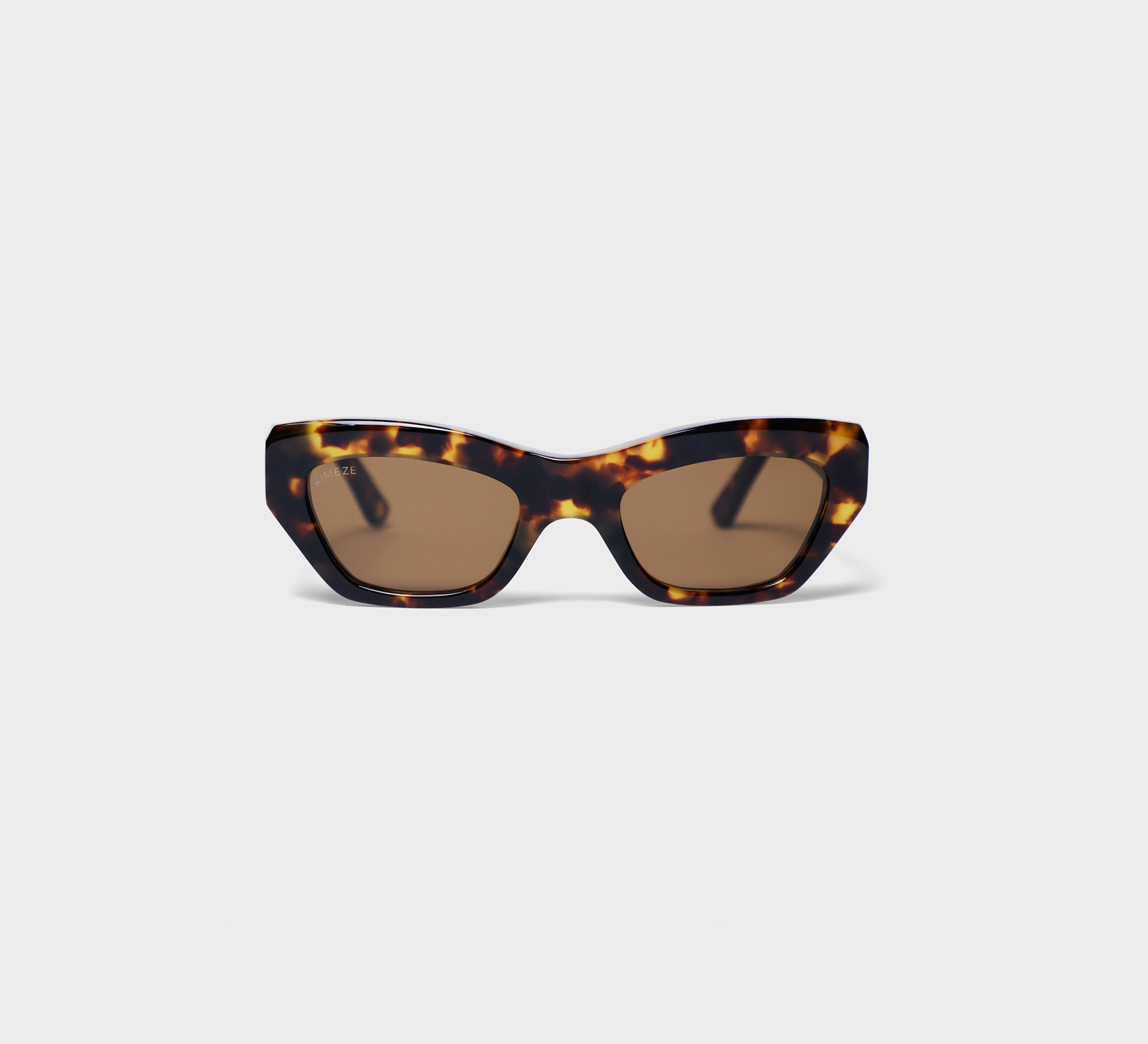大人気★KIMHEKIM★キムへキム★Shiny Rose Cat-Eye Sunglasses Kyme Eyewear Kim: cat-eye streetwear sunglasses. Color Peach