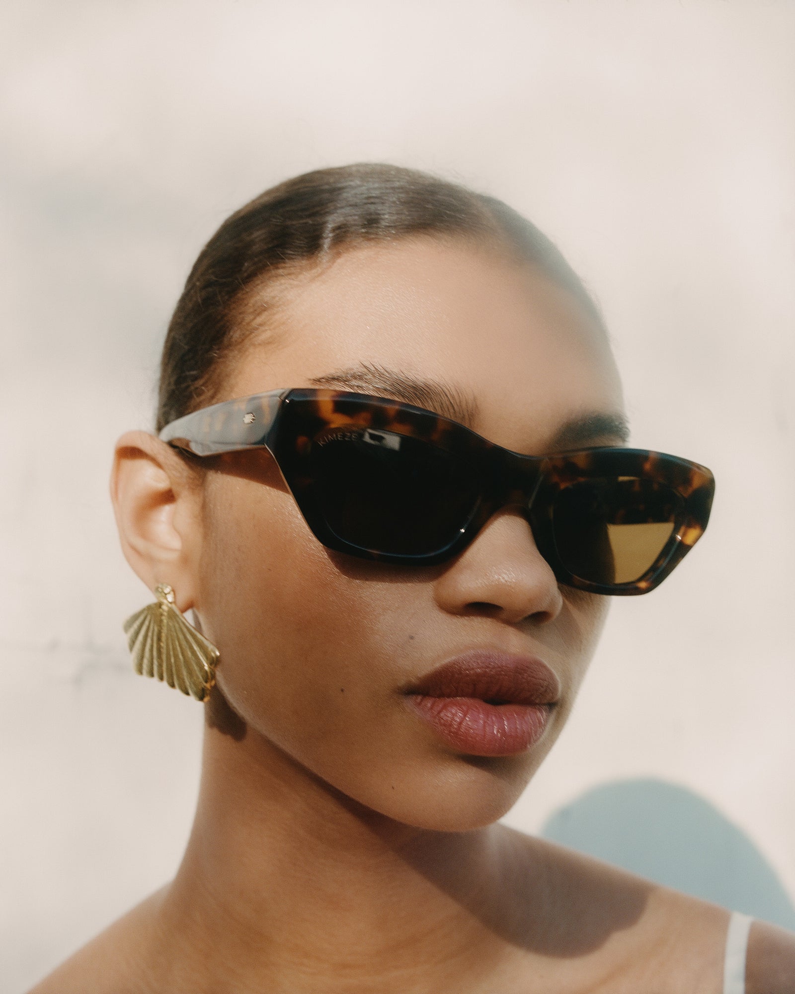 KIMEZE Concept 3 Black Acetate Cat-Eye Sunglasses Handmade CONCEPT 3 in Black | KIMEZE | Unisex Luxury Sunglasses main image 2